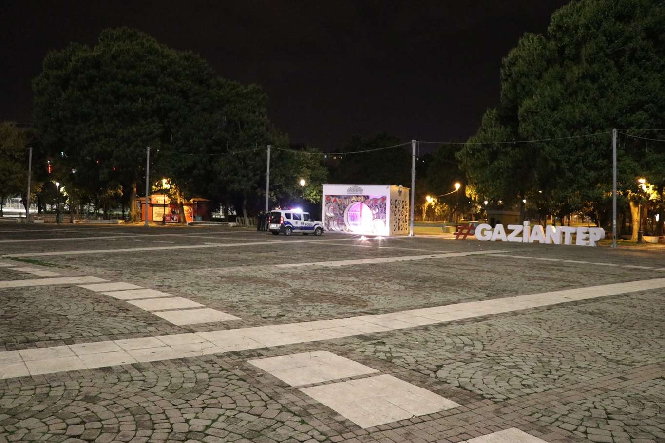Gaziantep sokağa çıkma yasağının ardından sessizliğe büründü
